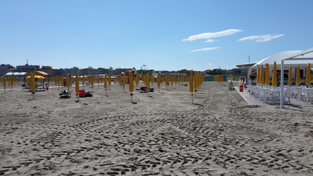 Appartamenti Sottomarina Carla ภายนอก รูปภาพ